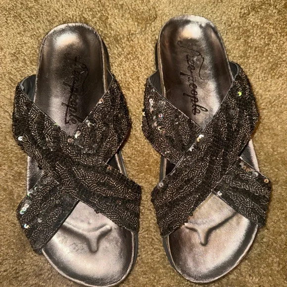 Free People size 39 Beaded Women's Sandals. 8.5/9 - Picture 1 of 3